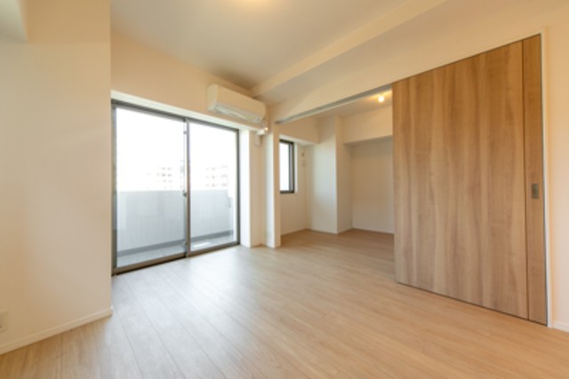 ※写真は同タイプ住戸です。(居間)