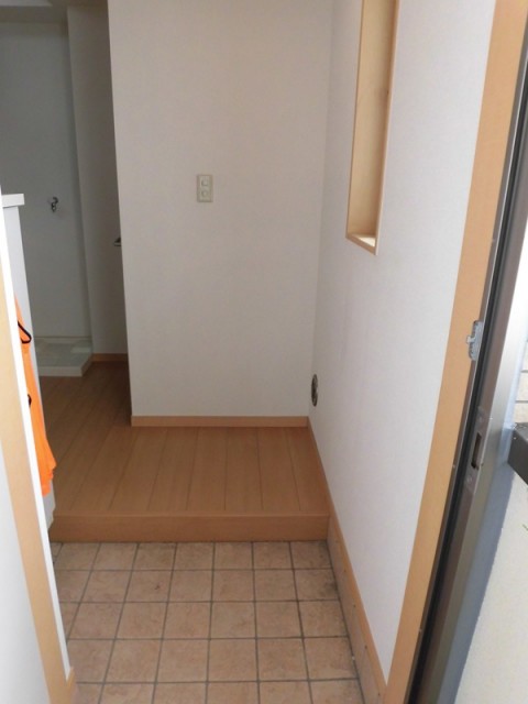 (玄関)