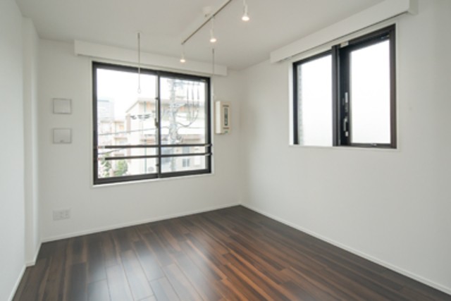 ※写真は同タイプ住戸です。(居間)