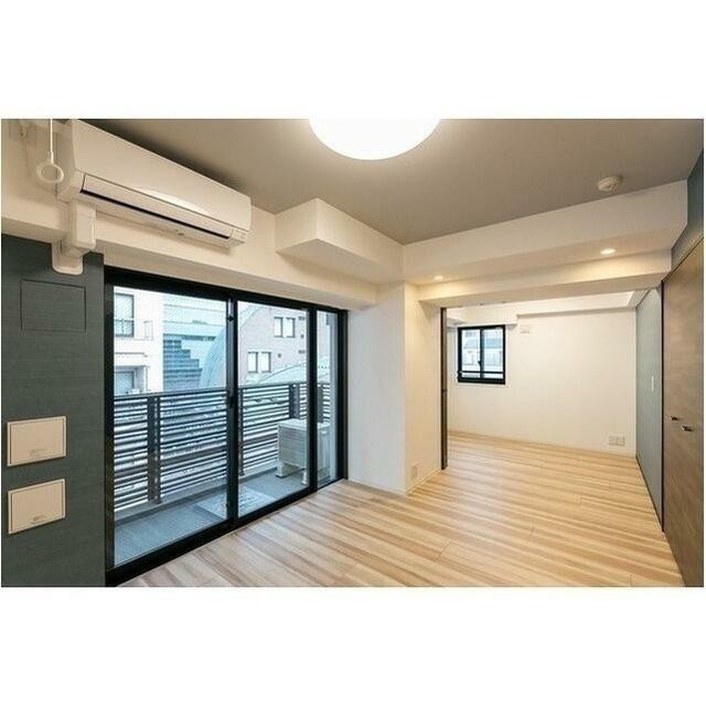 ※同仕様写真含む(居間)