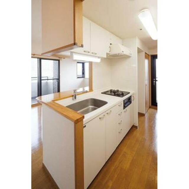 ※写真は同タイプ住戸です。(キッチン)