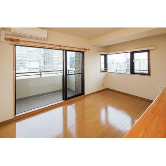 ※写真は同タイプ住戸です。(居間)