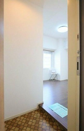 ※同仕様写真(玄関)