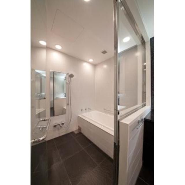 ※写真は同タイプ住戸です。(風呂)