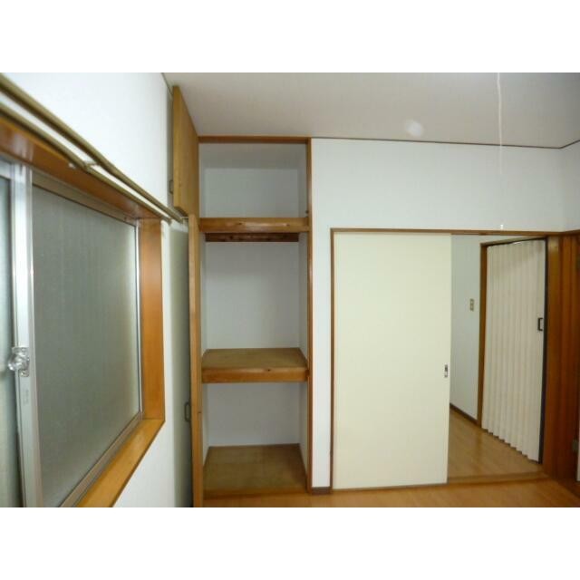 十分な洋室収納スペース★(内装)