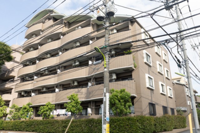 世田谷区給田３丁目 【賃貸居住】マンション