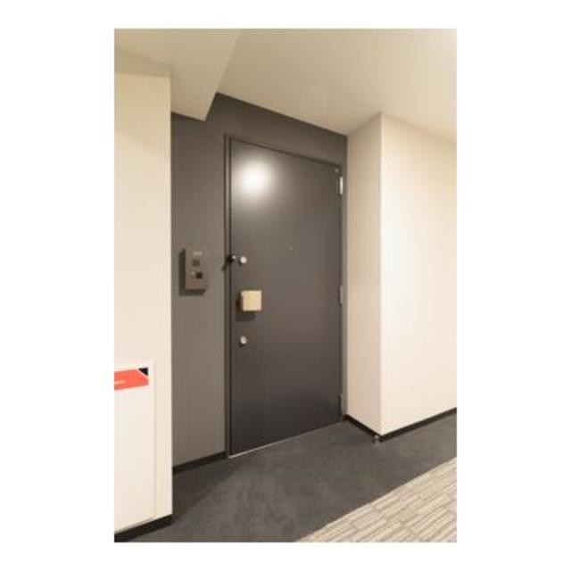 ※写真は同タイプ住戸です。(玄関)