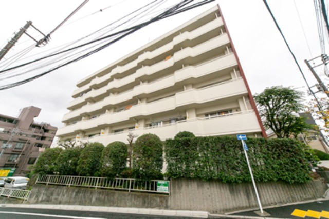 新宿区西落合１丁目 【賃貸居住】マンション