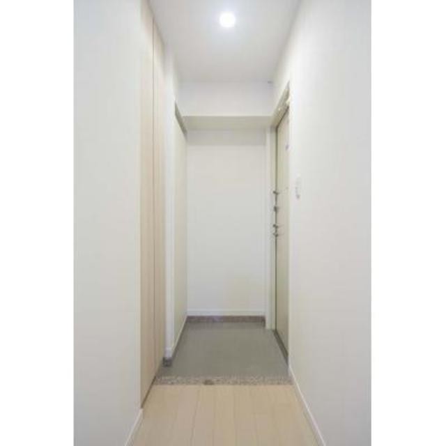 ※写真は同タイプ住戸です。(玄関)