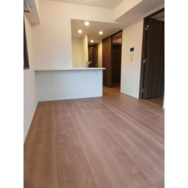 ※写真は同タイプ住戸です。(居間)