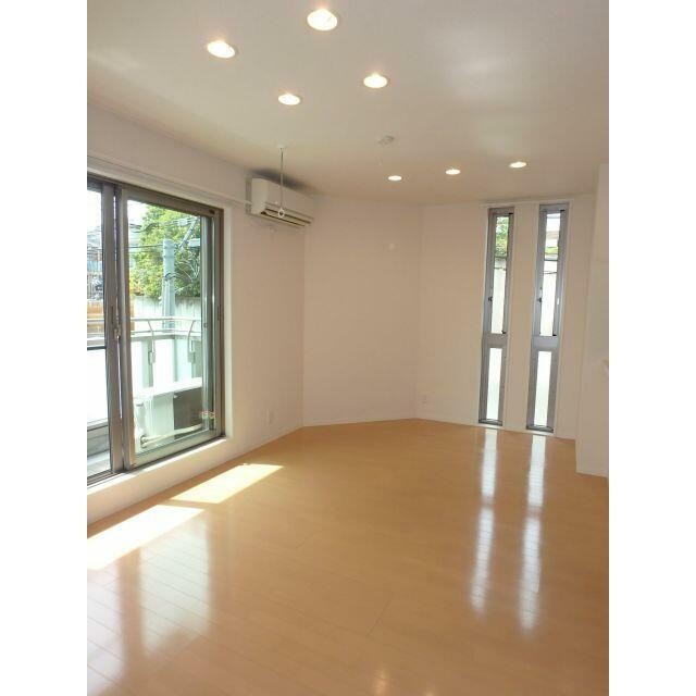 LDK11．8帖(居間)