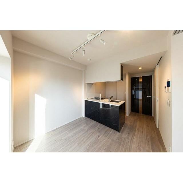 Cタイプ2023年12月撮影 同タイプ602号室の写真です。(居間)