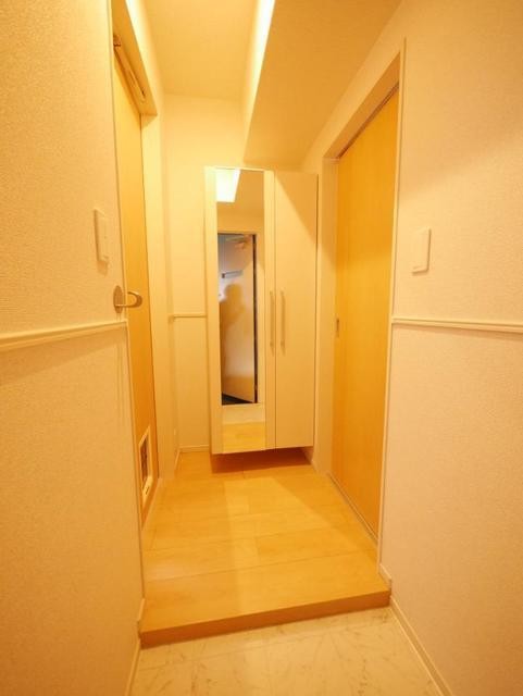 (玄関)