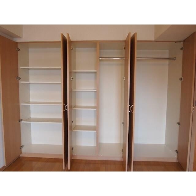 クローゼット(内装)