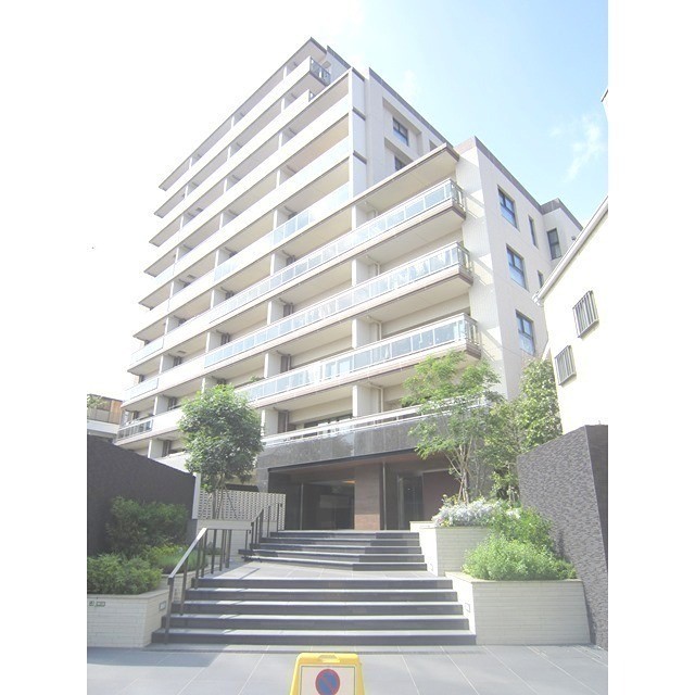 世田谷区下馬１丁目 【賃貸居住】マンション