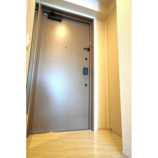 ※同仕様写真含む(玄関)