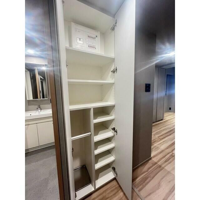 シューズボックス