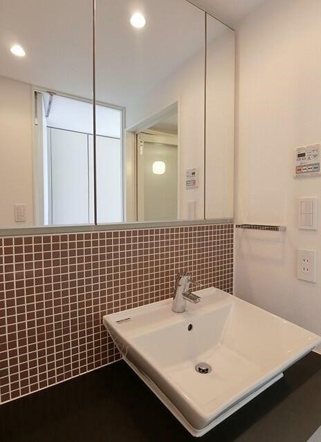 ※同仕様写真含む(内装)