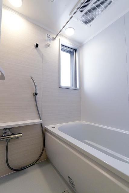 ※写真は同タイプ住戸です。(風呂)