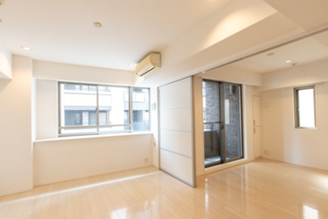 ※写真は同タイプ住戸です。(居間)