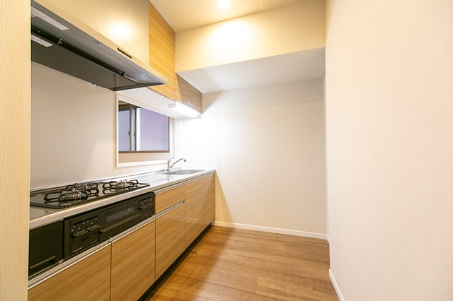 ※写真は同タイプ住戸です。(キッチン)