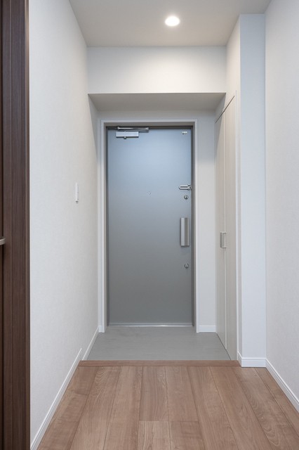 ※写真は同タイプ住戸です。(玄関)