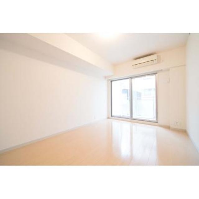 ※写真は同タイプ住戸です。(居間)