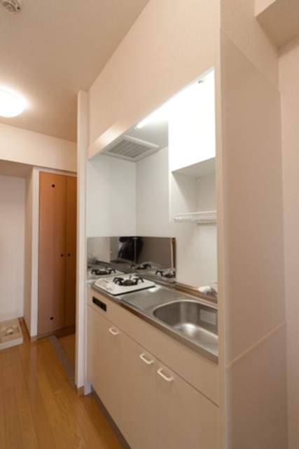 ※写真は同タイプ住戸です。(キッチン)