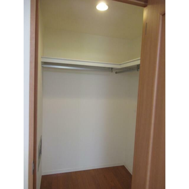 同建物、別部屋の写真を使用しております。(内装)