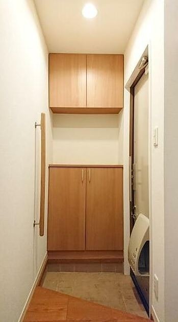 ※同仕様写真(玄関)