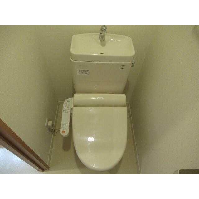 同建物、別部屋の写真を使用しております。(内装)