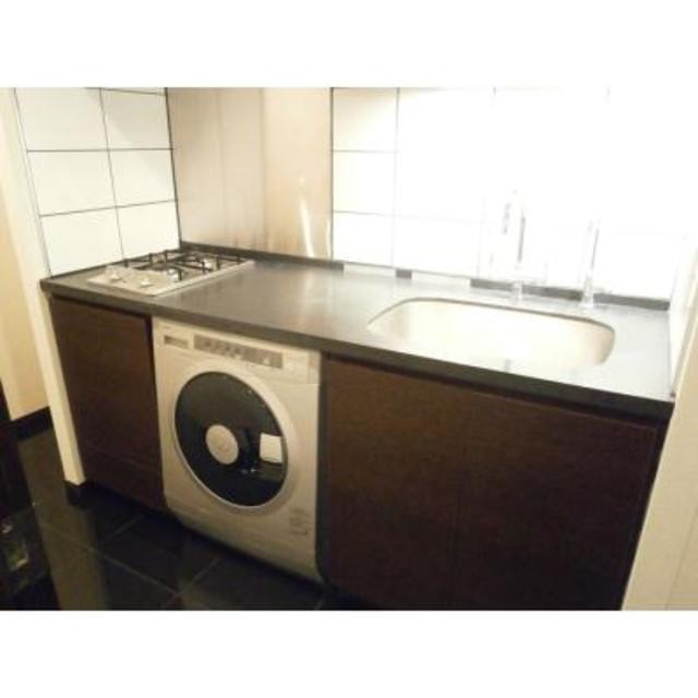 ※写真は同タイプ住戸です。(キッチン)