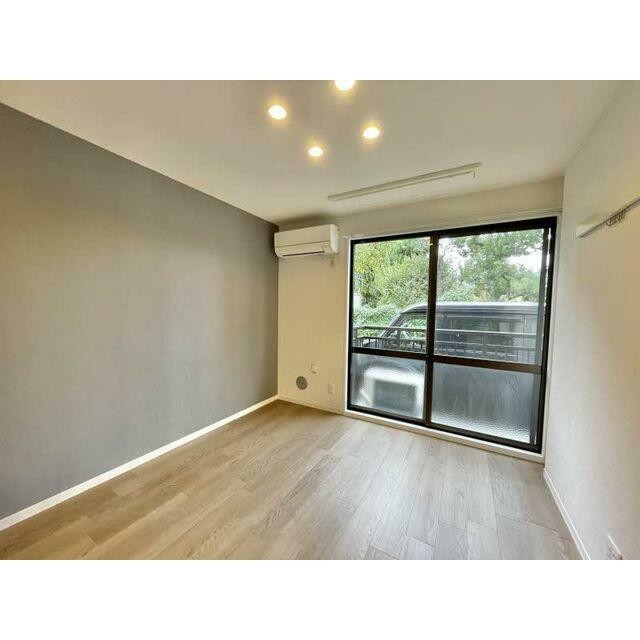 ※アクセントクロスは工事完了後に変更になる場合がございます。(居間)