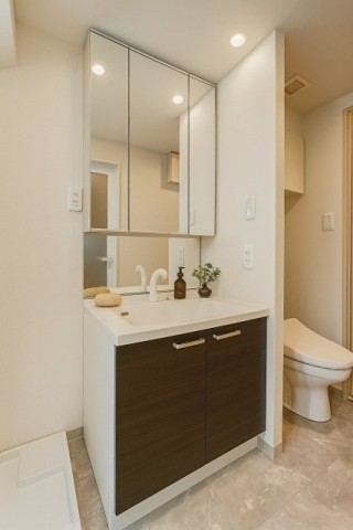 ※同仕様写真含む(内装)