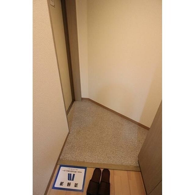 ※同仕様写真含む(玄関)