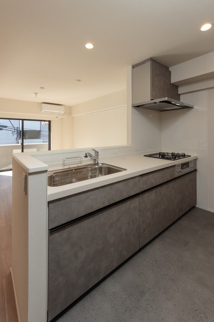 ※写真は同タイプ住戸です。(キッチン)