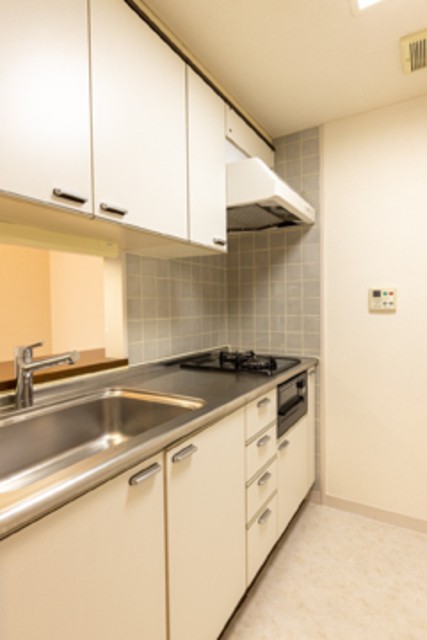 ※写真は同タイプ住戸です。(キッチン)