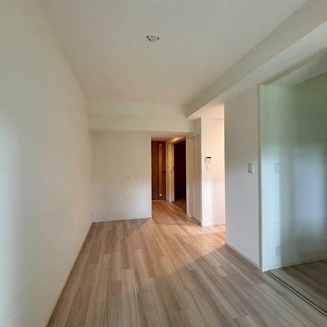 ※写真は同タイプ住戸です。(居間)