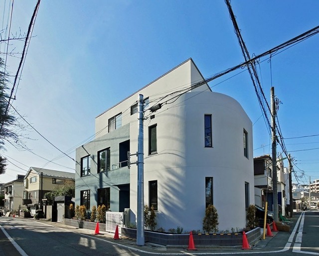 世田谷区下馬６丁目 【賃貸居住】マンション