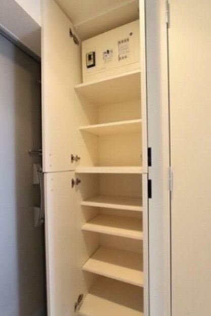 ※同仕様写真(玄関)