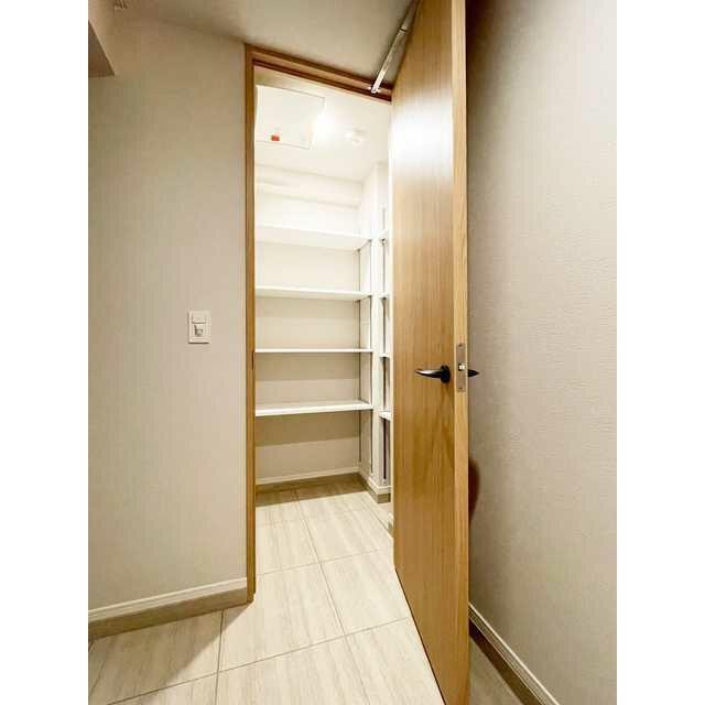 シューズボックス