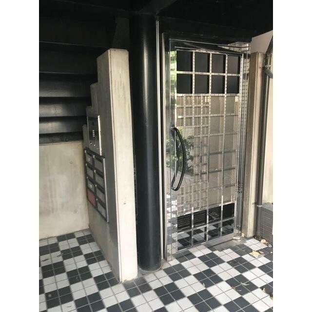 オートロック（手動ドア）