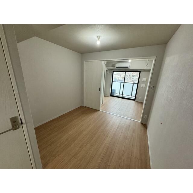 ※同仕様写真含む(居間)