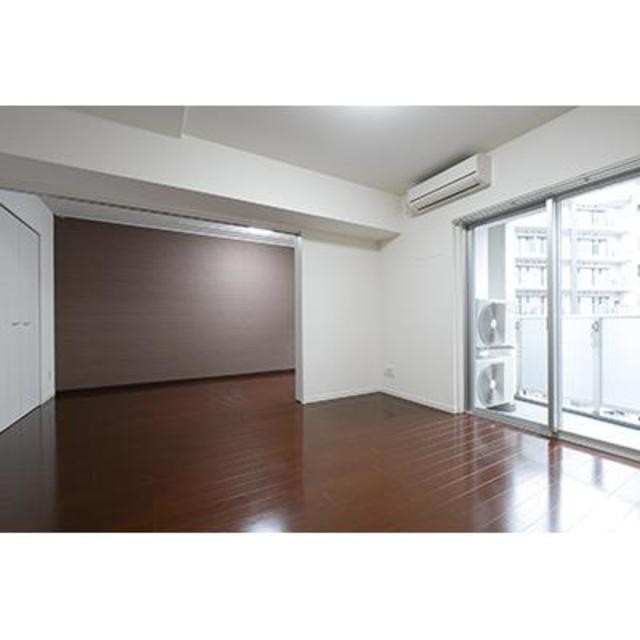 ※写真は同タイプ住戸です。(居間)