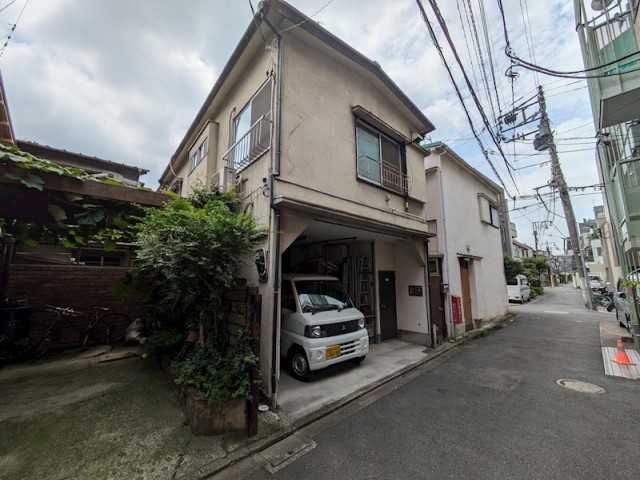 目黒区上目黒２丁目 【賃貸居住】アパート