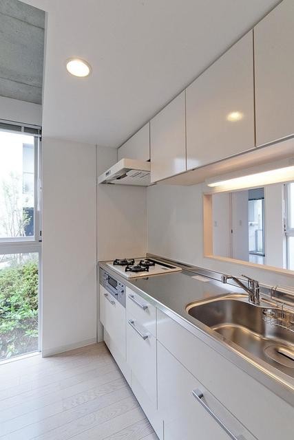 ※写真は同タイプ住戸です。(キッチン)