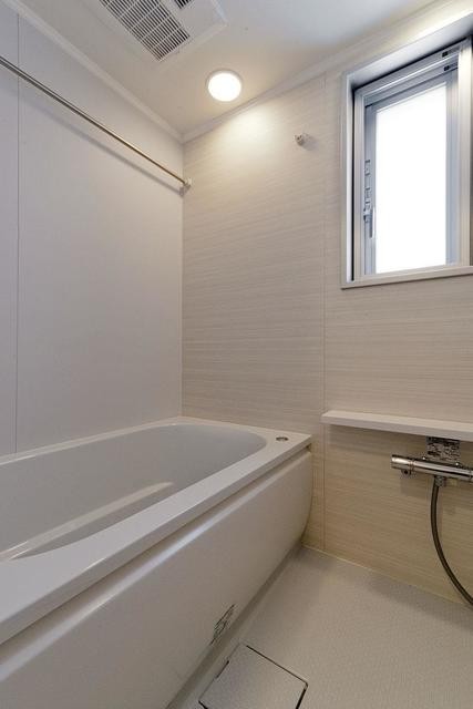 ※写真は同タイプ住戸です。(風呂)