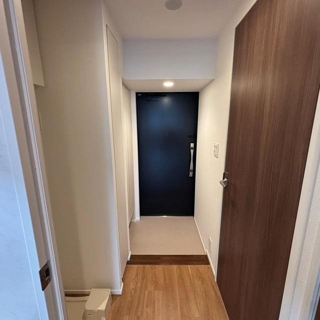 ※写真は同タイプ住戸です。(玄関)