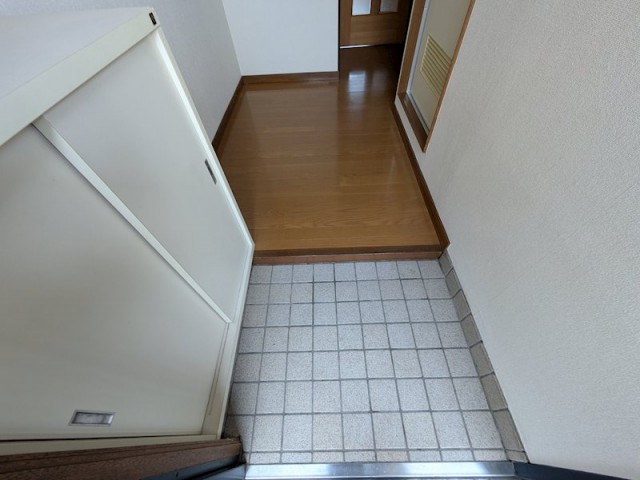 (玄関)