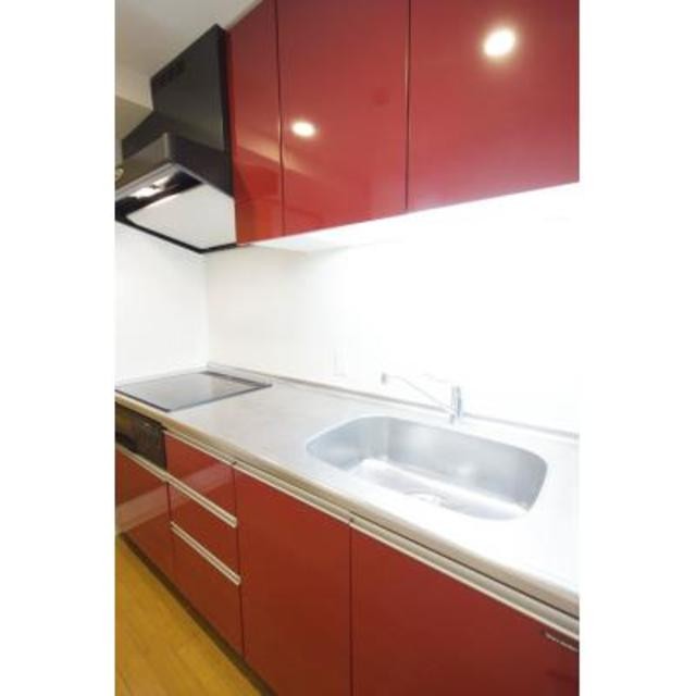 ※写真は同タイプ住戸です。(キッチン)